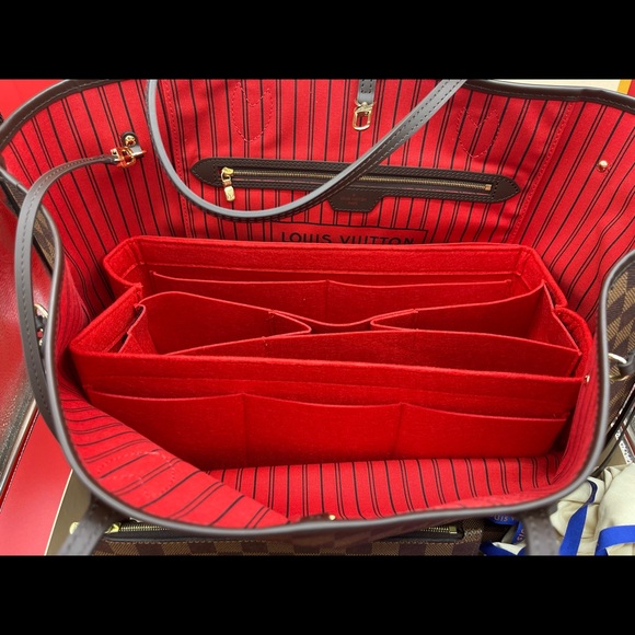 Louis Vuitton Handbags - 🤎NEW🤎 Neverfull GM Damier Ebene COMPLETE with Pouch!